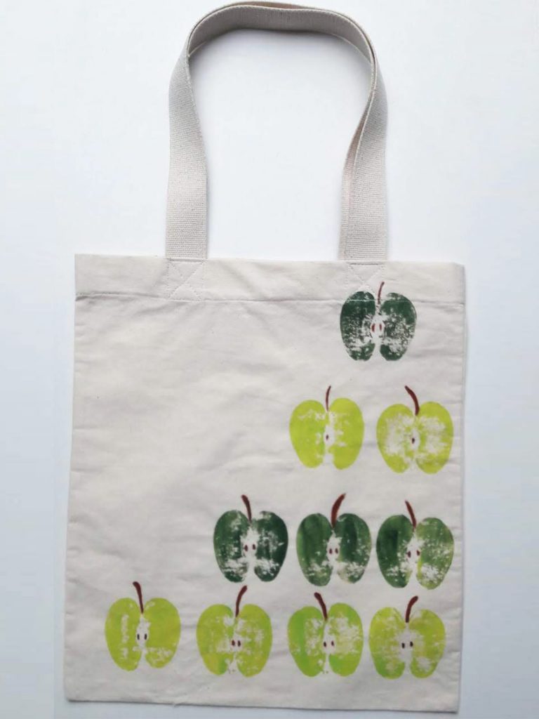 BOLSA EN TELA MANZANAS